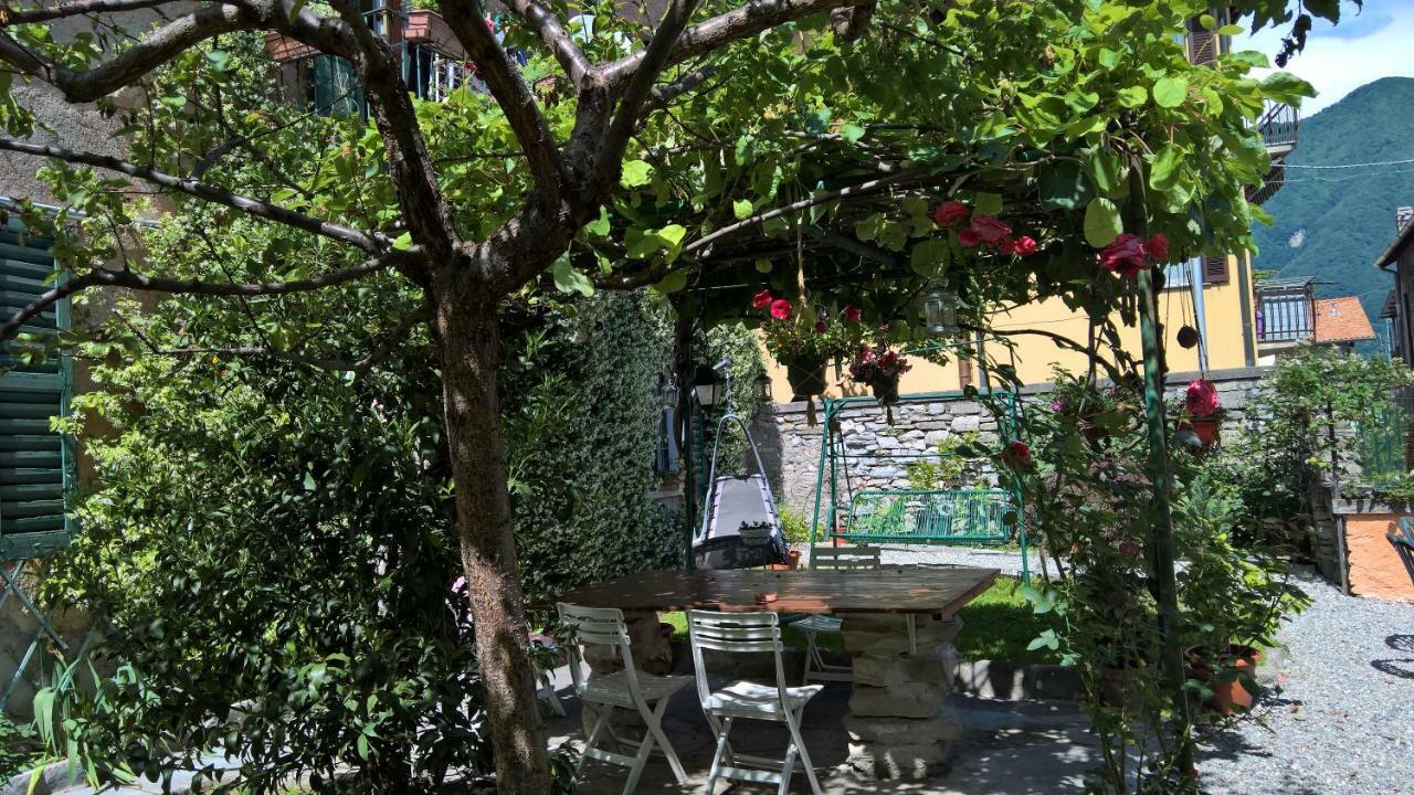 B&B "A Casa Di Camilla" Carate Urio Kültér fotó